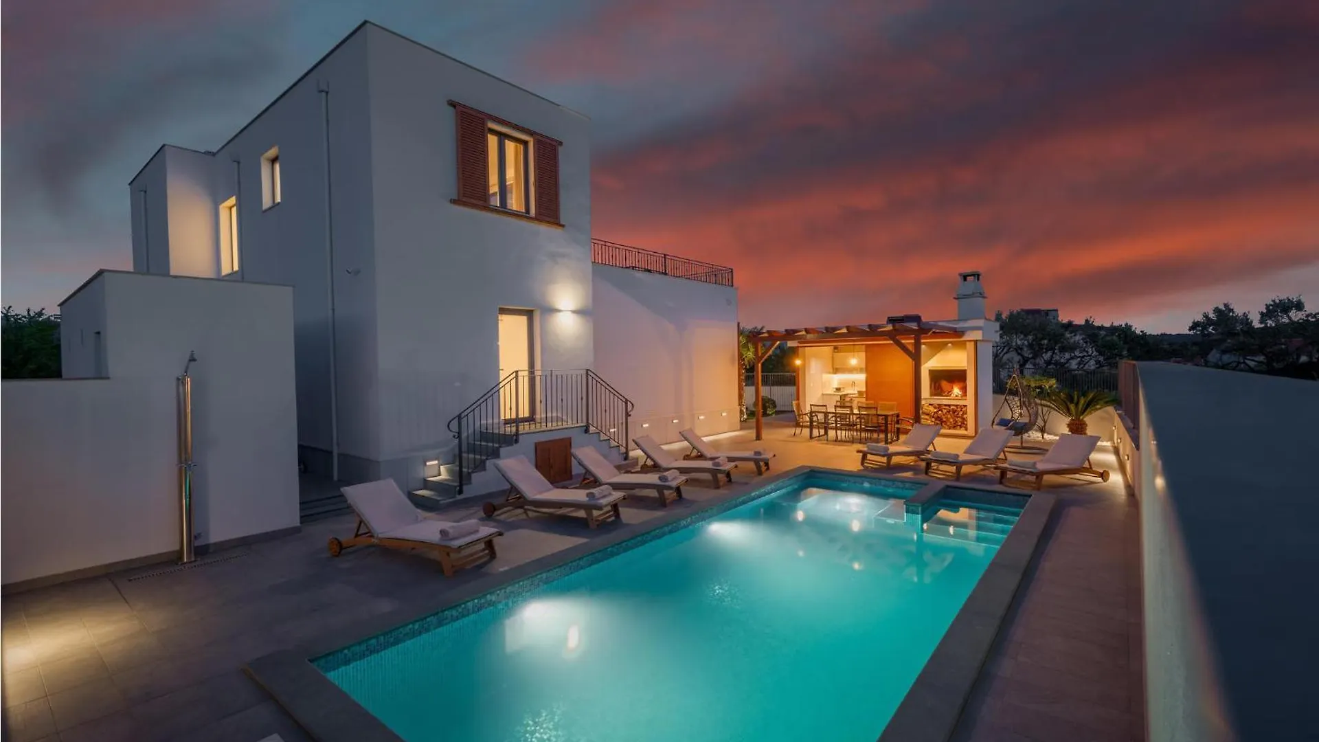 Awesome Home In Plano With House Sea View location